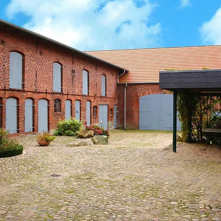 Rosenhof, Semesterbostad Lenzen