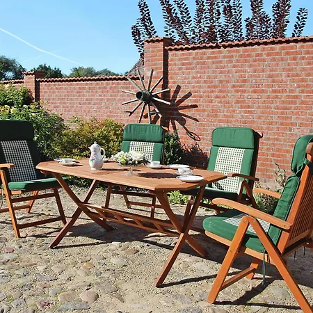 Semesterbostad Rosenhof, *